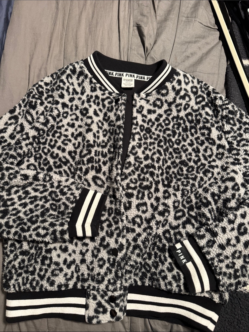 PINK Victoria's Secret Black & White Leopard Fuzzy Bomber Jacket